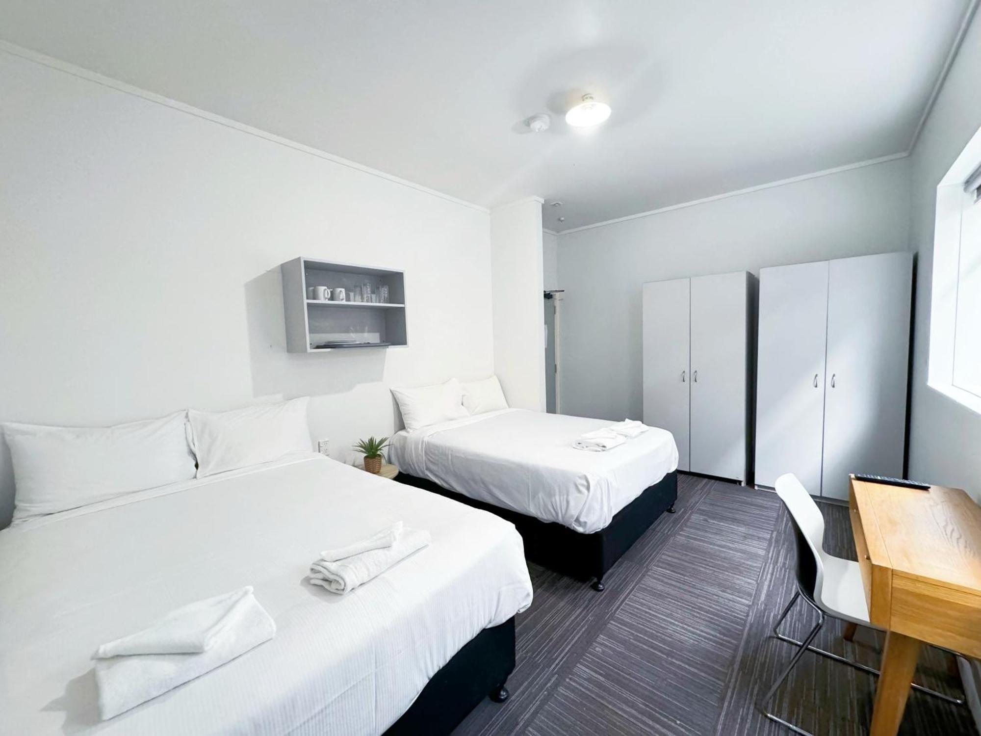 140 Ghuznee Hostel Веллингтон Экстерьер фото