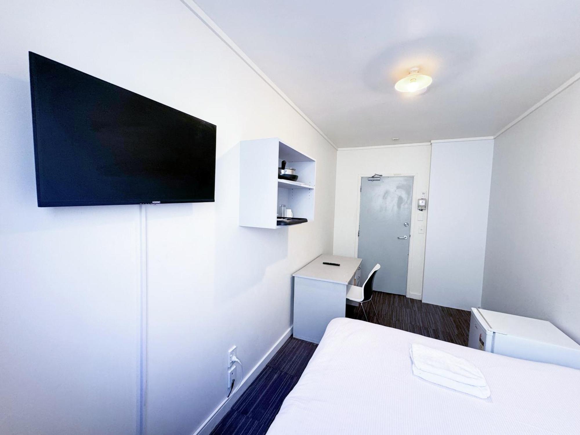 140 Ghuznee Hostel Веллингтон Экстерьер фото
